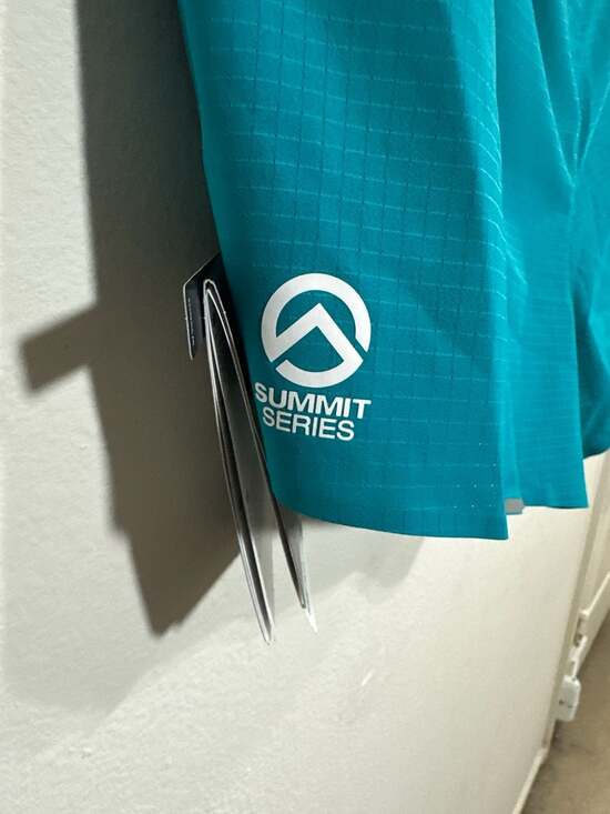 The North Face Women's Summit Series Pacesetter 3" Shorts in Galactic Blue - Picture 6 of 9